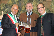 OB Peter Bürgel beim Einzug auf den Festplatz (©Foto: Martin Schmitz)